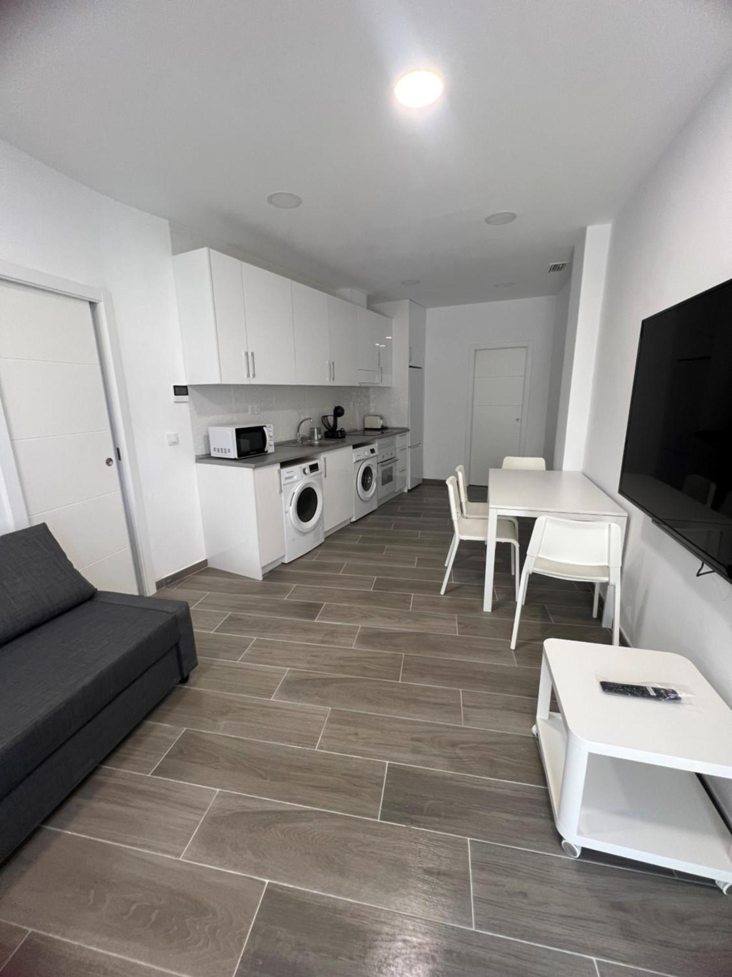 Apartamentos Montalvo Metropolis C Torremolinos Luaran gambar